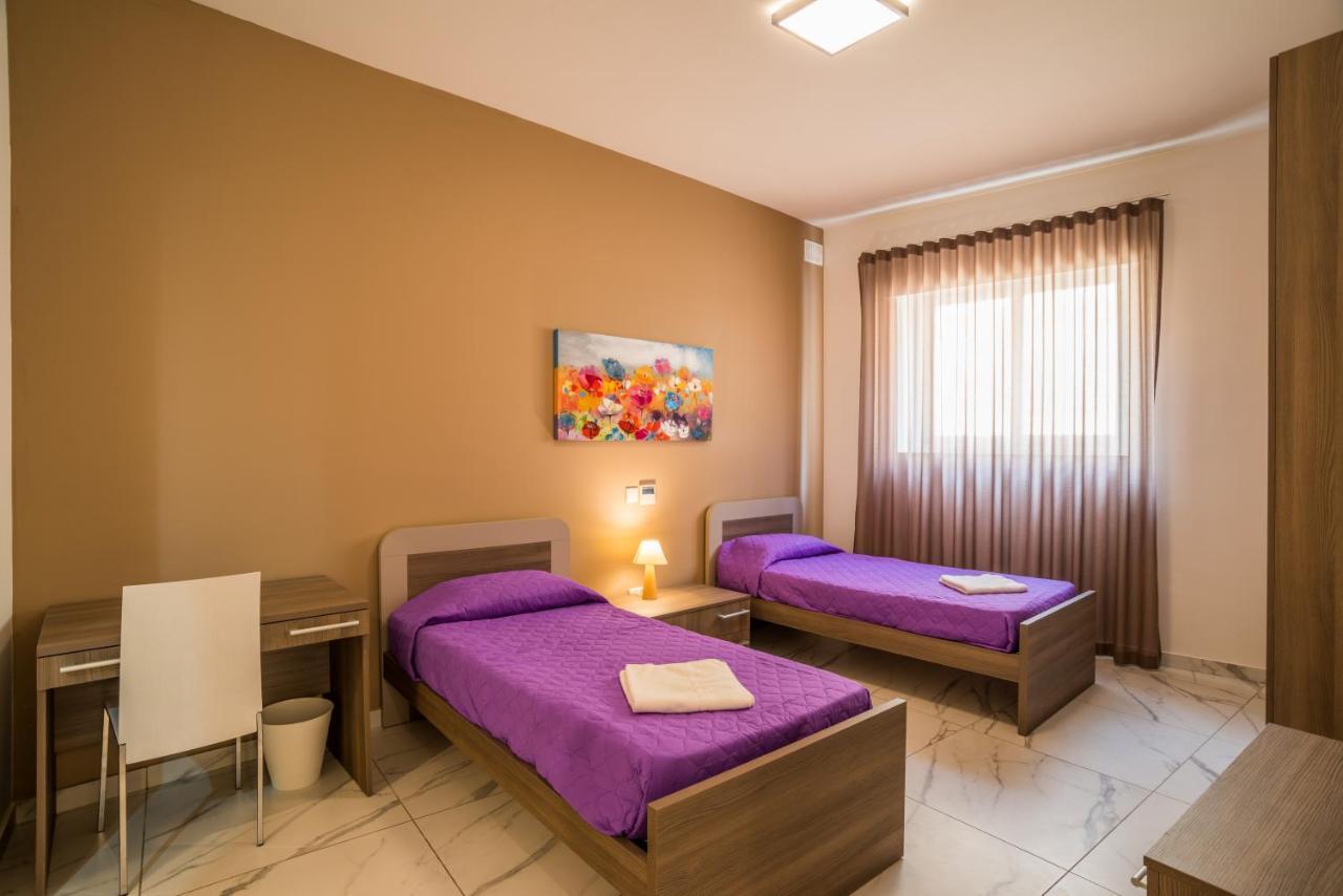 The Sea-Bank Villa Apartments 마르사스칼라 외부 사진