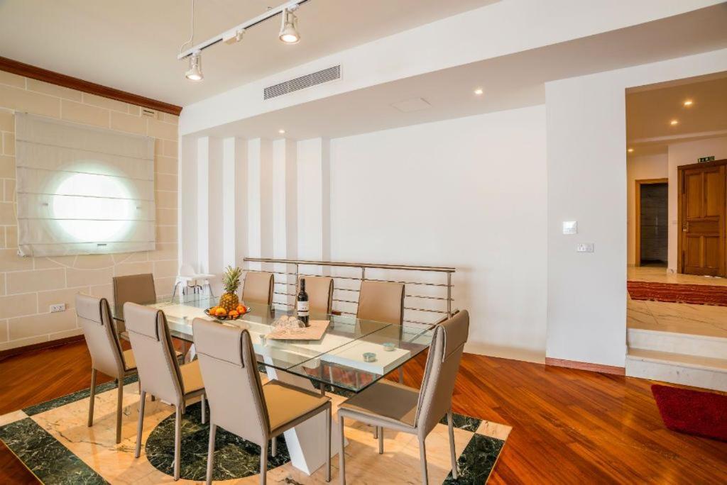 The Sea-Bank Villa Apartments 마르사스칼라 외부 사진